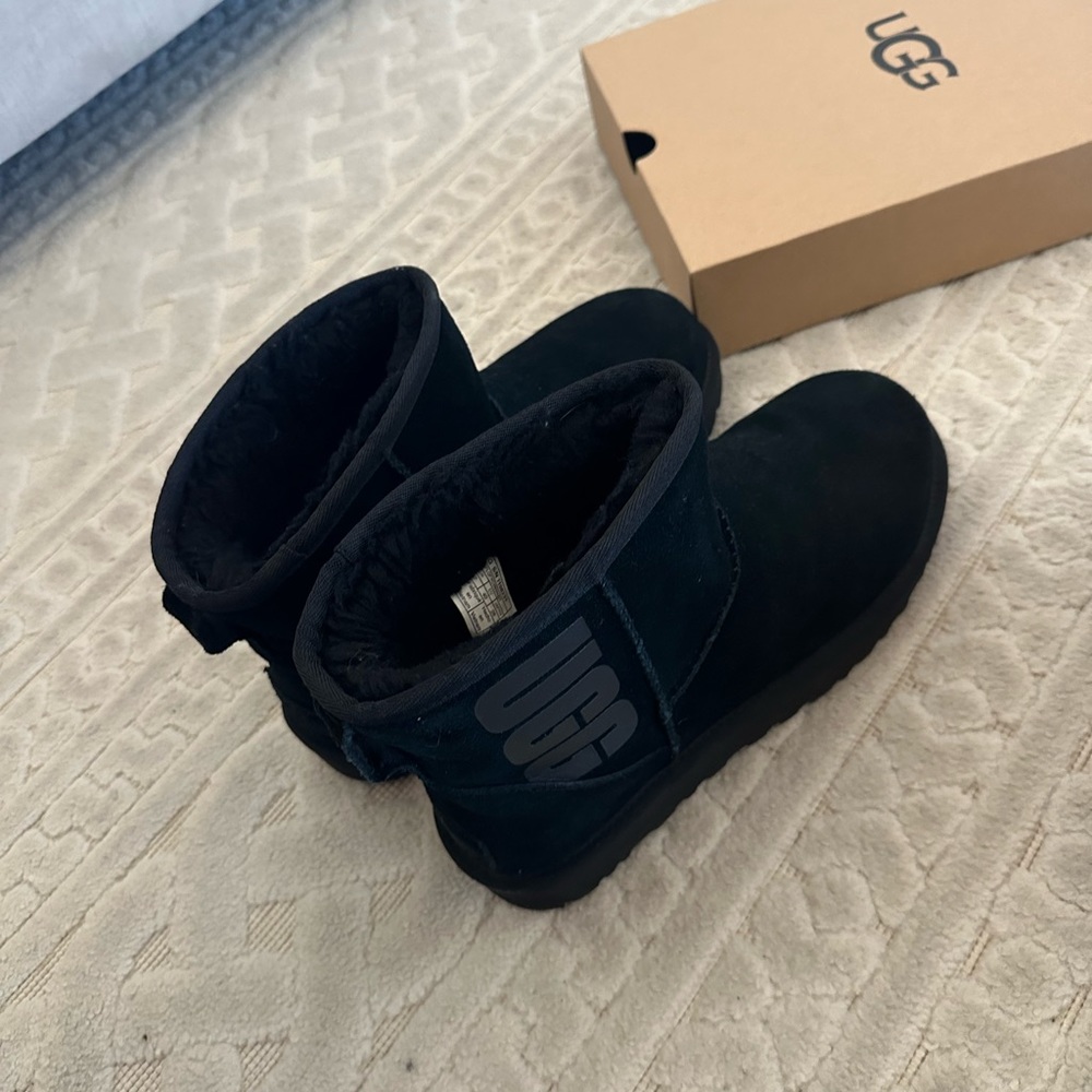 Black Uggs - image 2